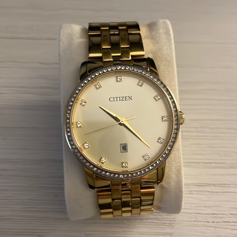 Citizen gold-watch